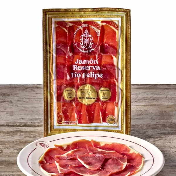 Lonchas de Jamón Tío Felipe sobre tabla de madera, Museo del Jamón.